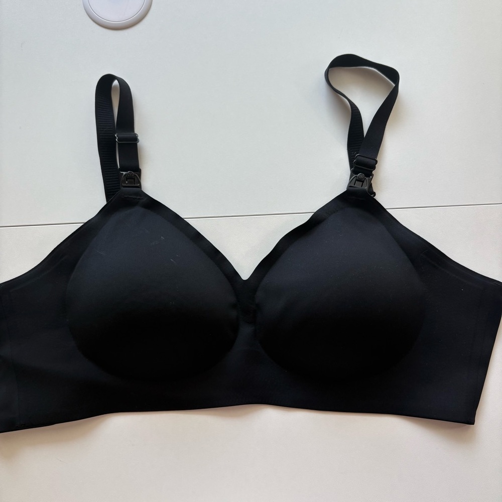 Momcozy women’s maternity XL‎ Seamless Black Bra